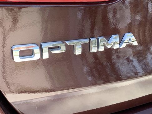 Used 2018 Kia Optima LX w/ 17" Alloy Wheels Package image 7