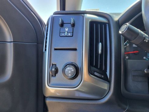 Used 2017 Chevrolet Silverado 1500 LT w/ All Star Edition image 13