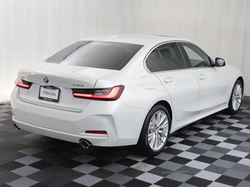Used 2024 BMW 330i xDrive Sedan AWD/4WD image 18