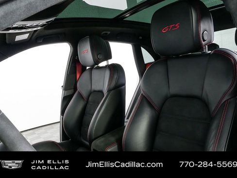 Used 2023 Porsche Macan GTS image 6