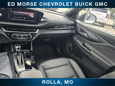 Certified 2024 Buick Envista Sport Touring FWD image 25