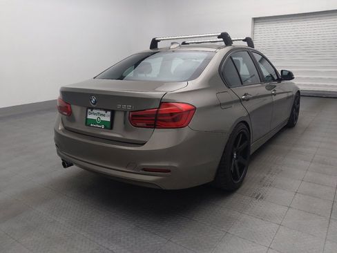 Used 2016 BMW 320i Sedan RWD image 9