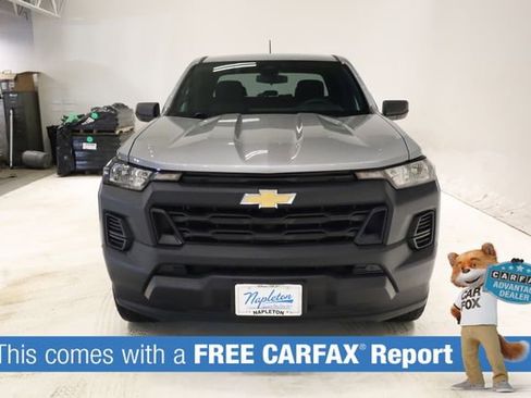 Used 2023 Chevrolet Colorado W/T image 2