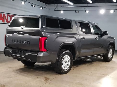 Used 2025 Toyota Tundra SR5 AWD/4WD image 7