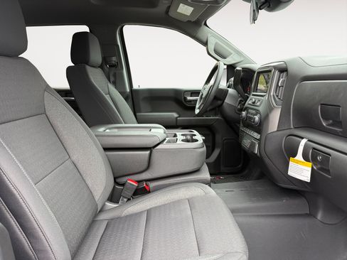 New 2026 Chevrolet Silverado 1500 Custom Trail Boss w/ LPO, Dark Essentials Package image 15