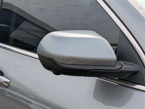 Used 2026 GMC Terrain Denali image 12