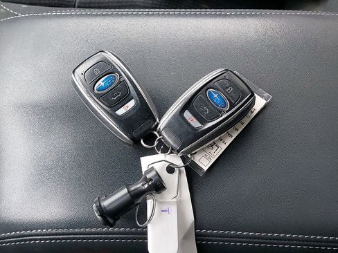 Used 2019 Subaru Ascent Premium image 13