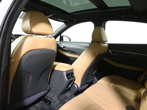 Used 2020 Hyundai Sonata Limited FWD image 7