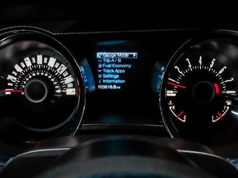 Used 2013 Ford Mustang GT Premium w/ Electronics Pkg RWD image 23