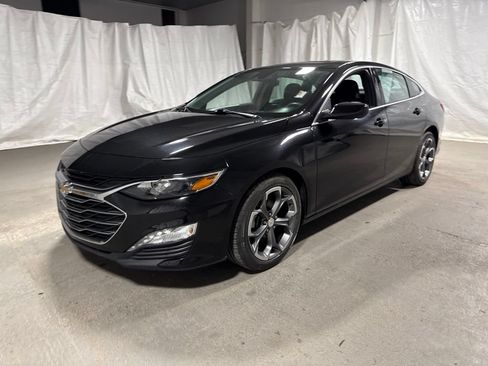 Used 2024 Chevrolet Malibu LT FWD image 3