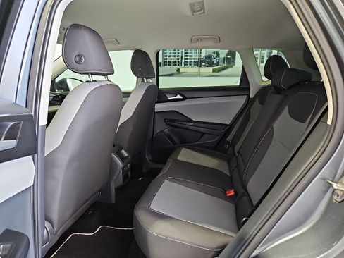 New 2026 Volkswagen Tiguan SE R-Line FWD image 14