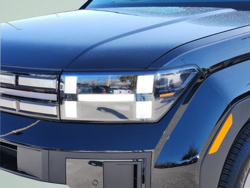 New 2026 Hyundai Santa Fe SE FWD image 7