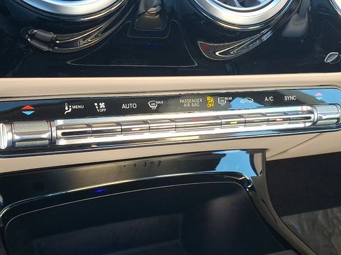 Certified 2023 Mercedes-Benz CLA 250 4MATIC image 16