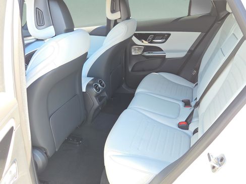 New 2026 Mercedes-Benz GLC 300 GLC 300 image 12