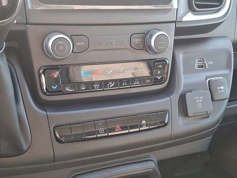New 2026 RAM ProMaster 2500 w/ Quick Order Package 22G SLT FWD image 39