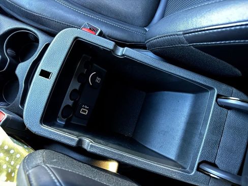 Used 2019 Jeep Cherokee Limited w/ Technology Group image 21