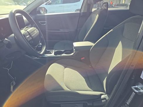 Used 2025 Kia K4 FWD image 4