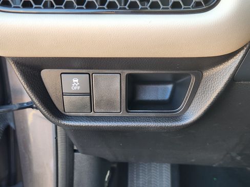 Certified 2024 Honda HR-V LX image 24