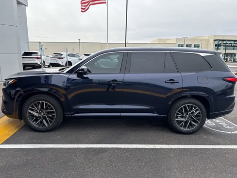 Used 2025 Lexus TX 350 AWD w/ Technology Package image 4