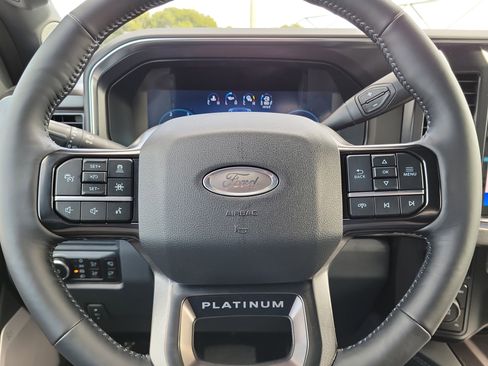 New 2026 Ford F250 Platinum image 17