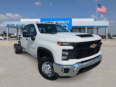 New 2025 Chevrolet Silverado 3500 W/T AWD/4WD image 1