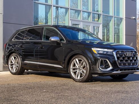 Used 2025 Audi SQ7 Prestige image 3