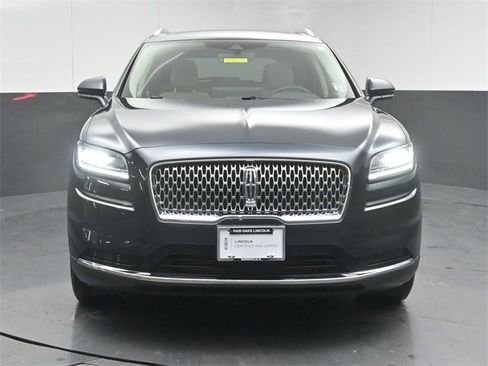 Certified 2023 Lincoln Nautilus Reserve image 2