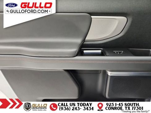 Used 2025 Ford Expedition Max Active image 17