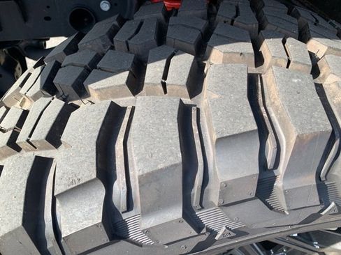 New 2024 Jeep Wrangler Unlimited Sport image 11