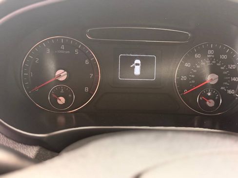 Used 2016 Kia Sorento L FWD image 16