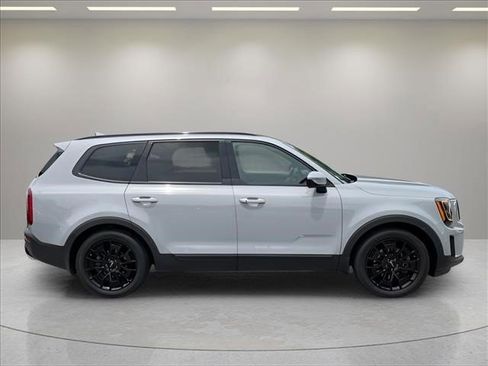Used 2022 Kia Telluride SX w/ SX Prestige Package AWD/4WD image 6