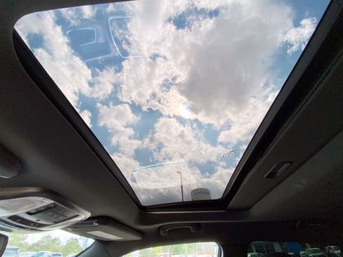 Used 2023 Dodge Charger Scat Pack w/ Plus Group image 24