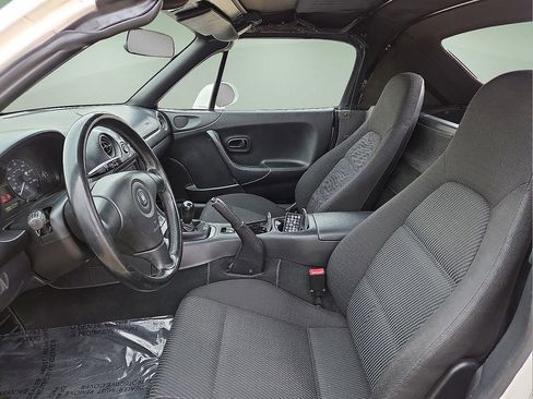 Used 2000 MAZDA MX-5 Miata image 18
