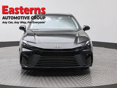 Used 2025 Toyota Camry LE FWD image 2