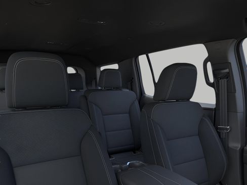 New 2026 Chevrolet Traverse LT w/ Enhanced Driving Package AWD/4WD image 24