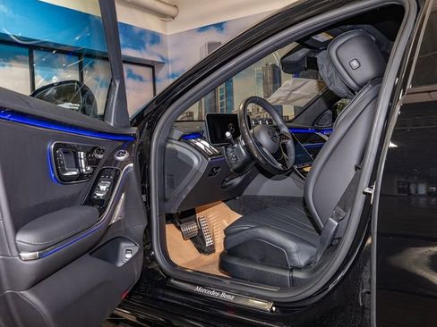 New 2026 Mercedes-Benz S 500 4MATIC image 13