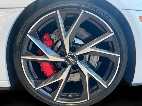 Used 2022 Audi R8 V10 RWD image 30