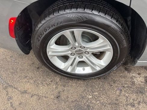 Used 2023 Dodge Charger SXT image 42