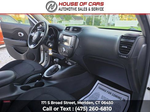 Used 2018 Kia Soul + FWD image 45