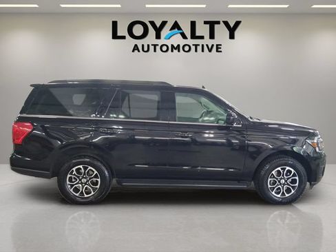 Used 2024 Ford Expedition XLT AWD/4WD image 6
