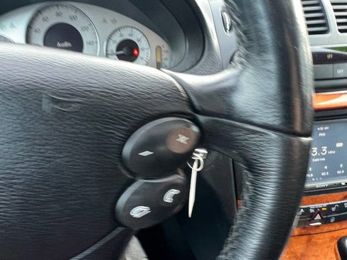 Used 2008 Mercedes-Benz E 350 4MATIC Sedan image 24