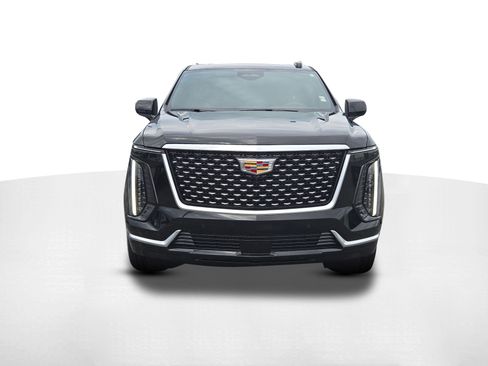 New 2026 Cadillac Escalade Luxury w/ Touring Package AWD/4WD image 2