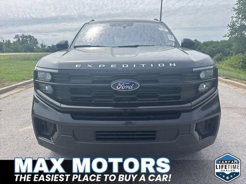 Used 2025 Ford Expedition Max Active RWD image 5