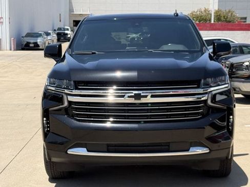 Used 2022 Chevrolet Tahoe LT w/ Luxury Package AWD/4WD image 7