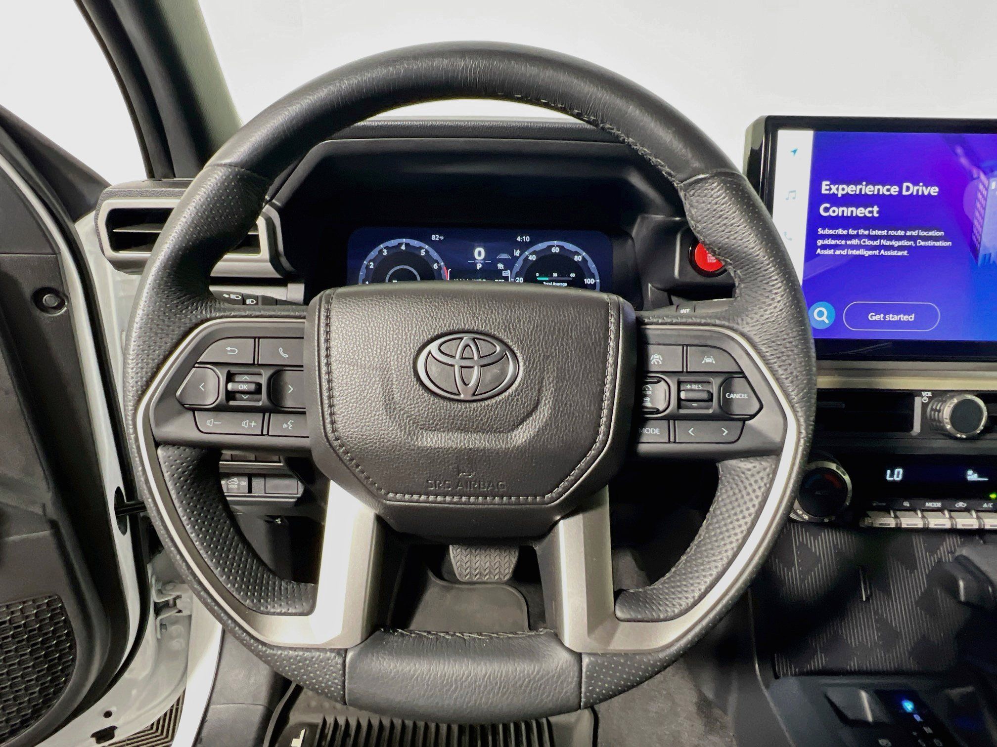 Used 2025 Toyota Tacoma TRD Off-Road AWD/4WD image 17