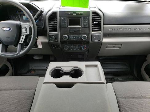 Used 2019 Ford F250 XL w/ Power Equipment Group RWD image 13