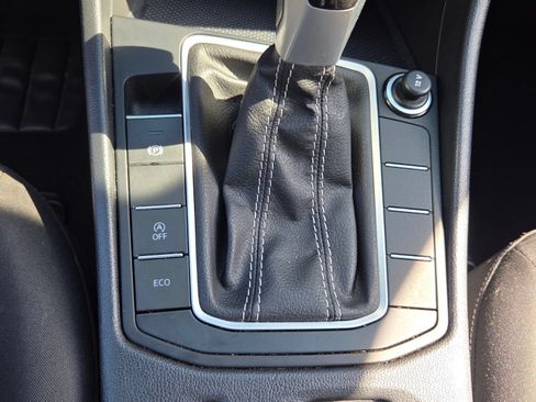 Used 2024 Volkswagen Jetta S FWD image 19