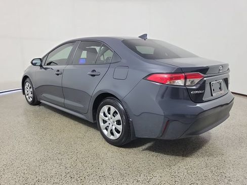 Used 2025 Toyota Corolla LE FWD image 7