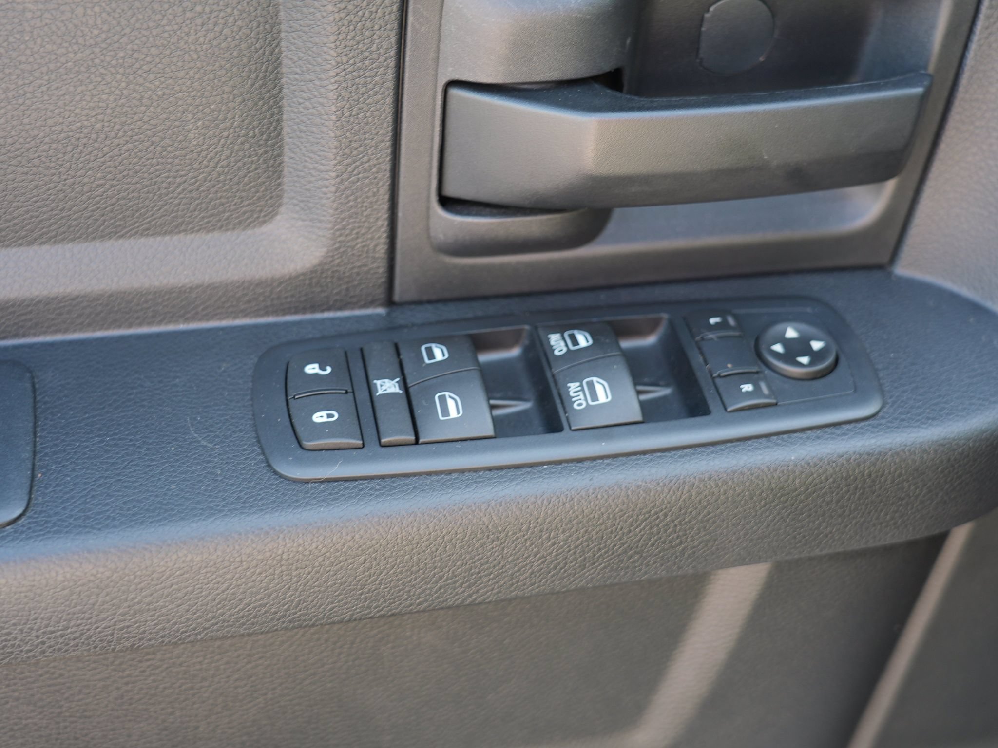Used 2016 RAM 1500 Tradesman w/ Popular Equipment Group AWD/4WD image 18