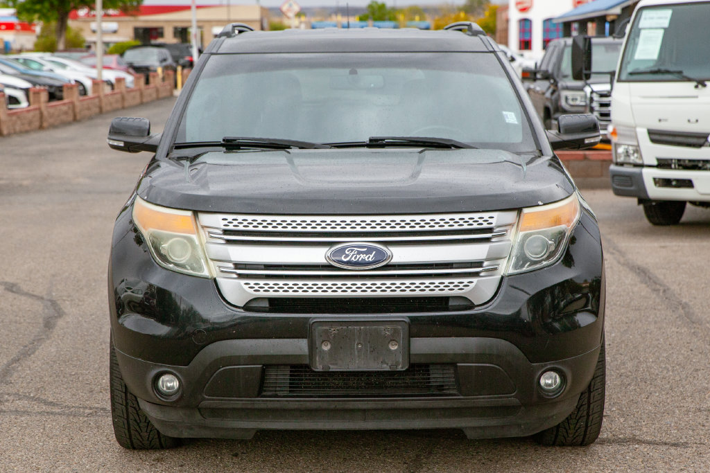 Used 2014 Ford Explorer XLT w/ Equipment Group 201A FWD image 3